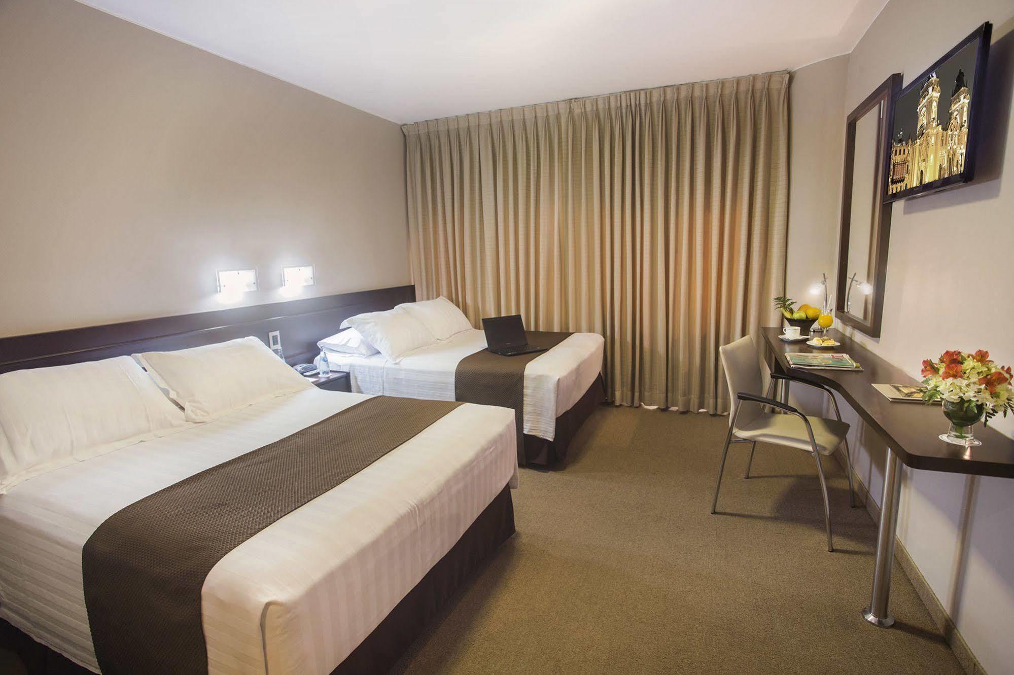 Del Pilar Miraflores Hotel Lima Extérieur photo