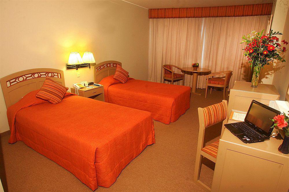 Del Pilar Miraflores Hotel Lima Chambre photo